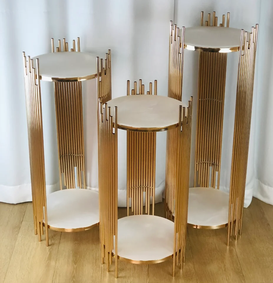 Gold Round Metal Plinths Weddi - огляд і ціна Dessert Table Backdrop