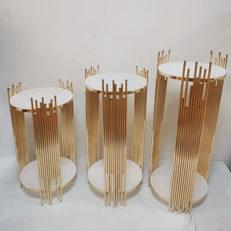 Gold Round Metal Plinths Weddi - огляд і ціна Dessert Table Backdrop